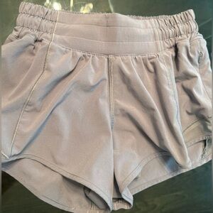 Lululemon hottie hot shorts